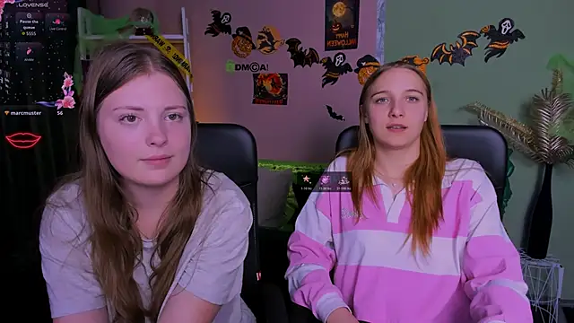 Snapshot of melani_bumm chatting on October 2025 06:12:01 PM melani bumm online show from October 2025 06:12:01 PM