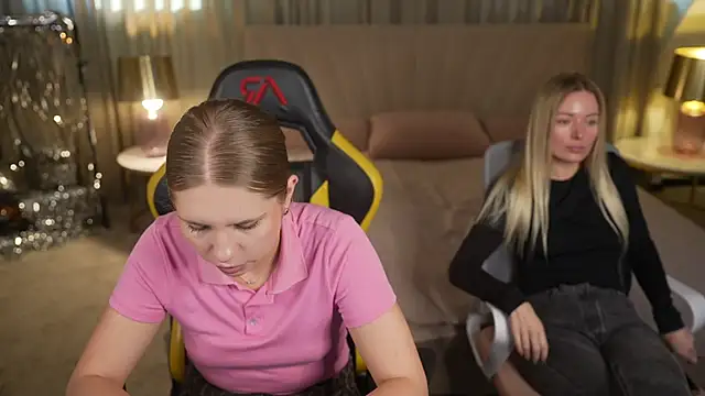 Snapshot of Tiana_Princesss chatting on October 2025 02:14:01 PM Tiana Princesss online show from October 2025 02:14:01 PM