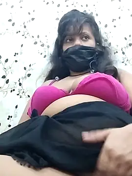 Snapshot of aliyaa9900 chatting on September 2025 02:17:02 PM aliyaa9900 online show from September 2025 02:17:02 PM