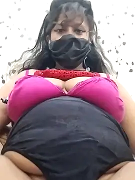 Snapshot of aliyaa9900 chatting on September 2025 07:38:01 PM aliyaa9900 online show from September 2025 07:38:01 PM