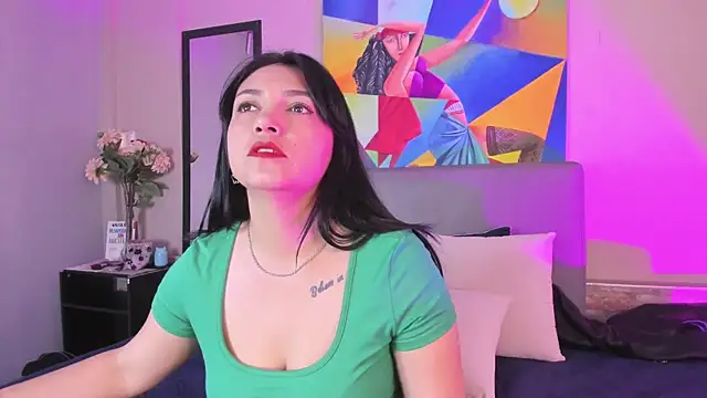 Viioleetta  online show from September 2025 01:24:02 PM