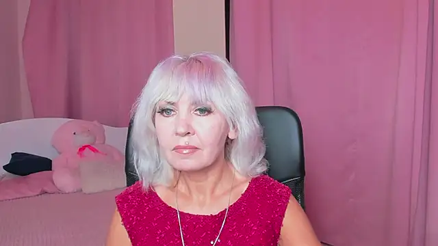 MissVall online show from September 2025 04:29:02 PM