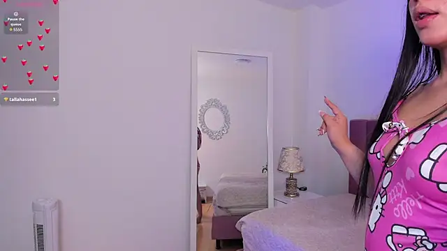 AvaScott  online show from October 2025 05:21:02 PM