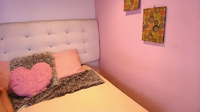 Rebeca jackson online show from October 2025 07:31:01 PM