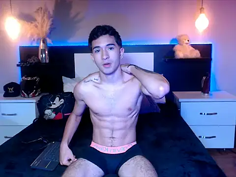 Snapshot of eriikjoness chatting on October 2025 02:25:02 PM eriikjoness online show from October 2025 02:25:02 PM