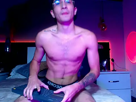 Snapshot of eriikjoness chatting on October 2025 06:03:01 AM eriikjoness online show from October 2025 06:03:01 AM