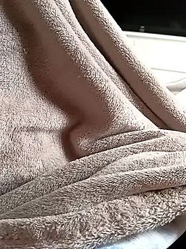 Snapshot of NiceBadgera chatting on October 2025 07:20:02 AM NiceBadgera online show from October 2025 07:20:02 AM