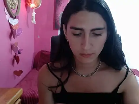 lola diez online show from September 2025 03:32:01 AM