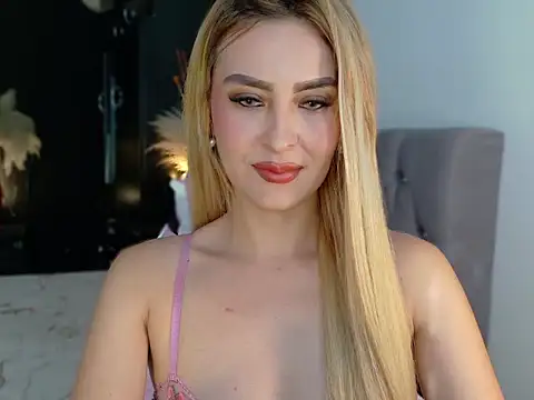SexyBlondeLatina online show from September 2025 08:42:02 PM