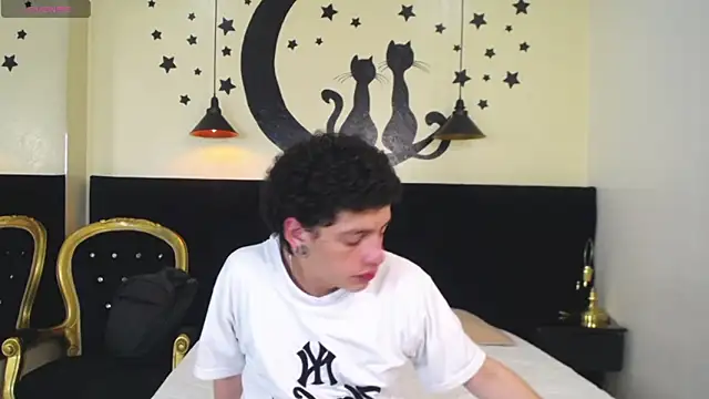 Axel rousex online show from September 2025 09:38:01 PM