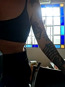 goddessfoxyla online show from September 2025 02:20:01 PM