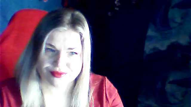 Snapshot of Nayvessa chatting on November 2025 11:12:02 AM Nayvessa online show from November 2025 11:12:02 AM