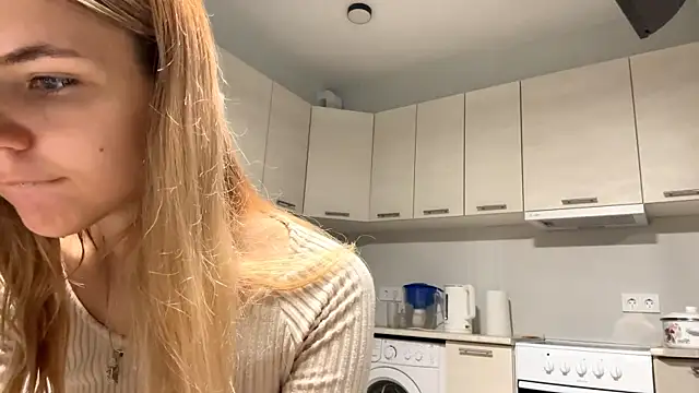 Denni Spilber online show from October 2025 05:56:02 PM