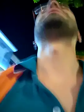 Snapshot of DanteWinter chatting on November 2025 02:32:01 AM DanteWinter online show from November 2025 02:32:01 AM