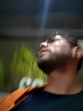 Snapshot of DanteWinter chatting on November 2025 02:21:01 AM DanteWinter online show from November 2025 02:21:01 AM