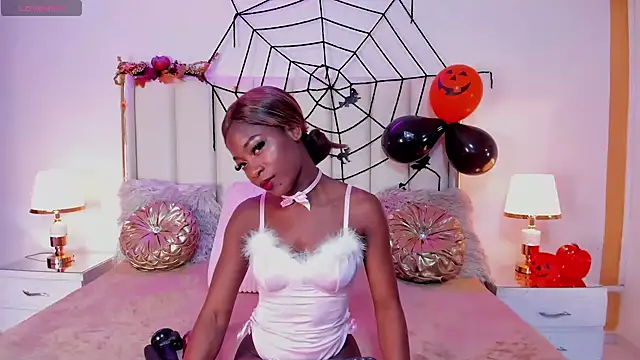 Snapshot of MadissonBonny_ chatting on October 2025 08:54:02 PM MadissonBonny online show from October 2025 08:54:02 PM