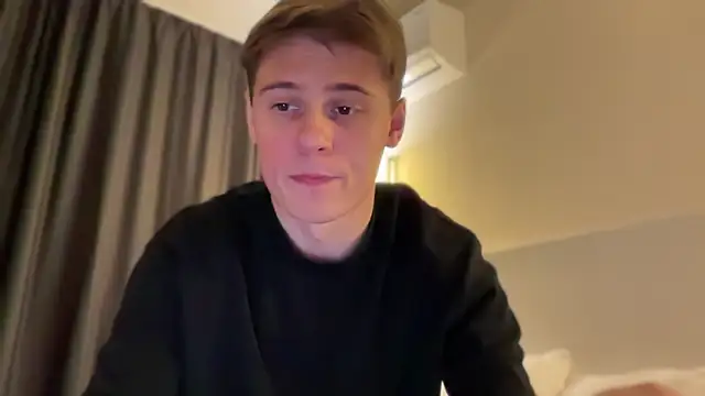 Snapshot of Tyler_Garner chatting on October 2025 08:31:01 PM Tyler Garner online show from October 2025 08:31:01 PM