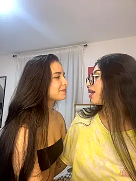 Sweet and Rous0 online show from October 2025 04:21:01 AM