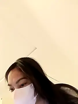 lisa huynh online show from September 2025 07:09:02 AM
