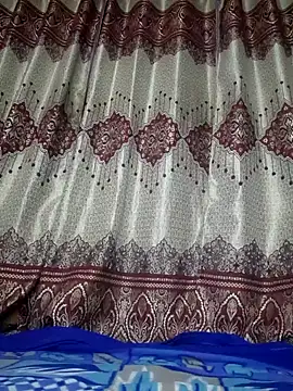 wow couple online show from October 2025 01:29:01 PM