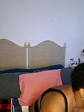 Kream Cherry online show from October 2025 02:46:02 PM