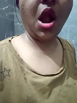 Snapshot of bitch-horny chatting on October 2025 02:34:01 PM bitch-horny online show from October 2025 02:34:01 PM