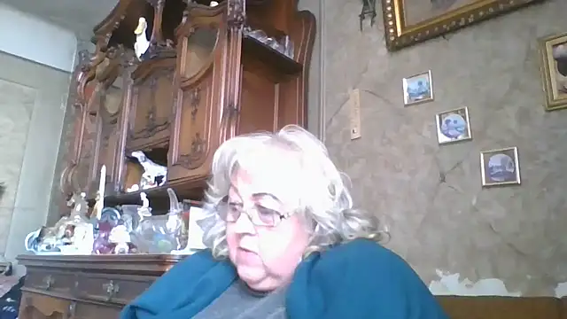 Snapshot of Lala-Love56 chatting on October 2025 10:26:02 AM Lala-Love56 online show from October 2025 10:26:02 AM