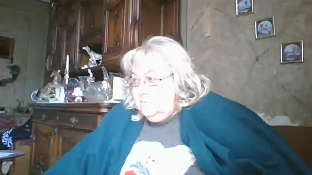 Snapshot of Lala-Love56 chatting on October 2025 06:48:01 AM Lala-Love56 online show from October 2025 06:48:01 AM