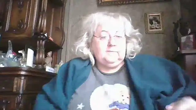 Snapshot of Lala-Love56 chatting on October 2025 05:52:01 AM Lala-Love56 online show from October 2025 05:52:01 AM