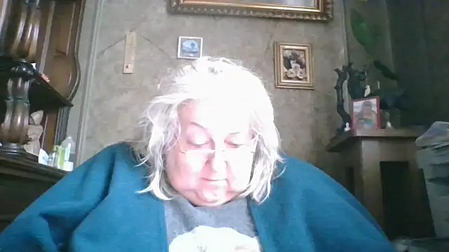 Snapshot of Lala-Love56 chatting on November 2025 10:14:02 AM Lala-Love56 online show from November 2025 10:14:02 AM