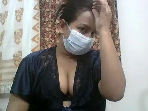 Snapshot of Samiya3344 chatting on December 2025 04:35:02 PM Samiya3344 online show from December 2025 04:35:02 PM