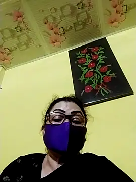Snapshot of tanha-01 chatting on October 2025 05:11:02 PM tanha-01 online show from October 2025 05:11:02 PM