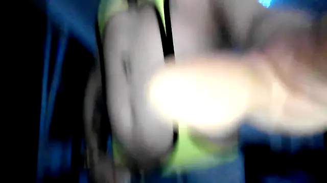 Snapshot of hellgirl1980 chatting on September 2025 01:27:01 AM hellgirl1980 online show from September 2025 01:27:01 AM