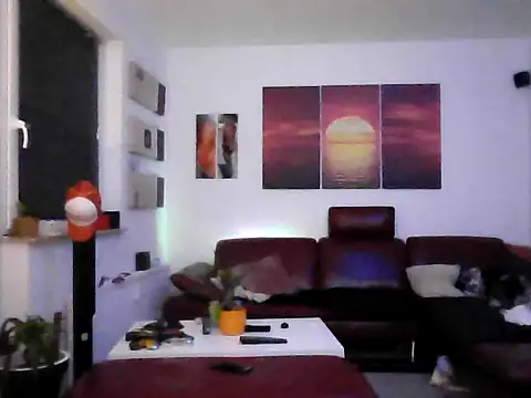 Snapshot of hellgirl1980 chatting on October 2025 09:21:01 PM hellgirl1980 online show from October 2025 09:21:01 PM