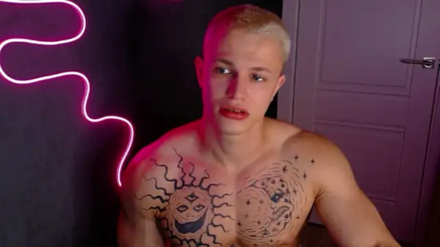 James  Noah online show from October 2025 08:09:02 PM