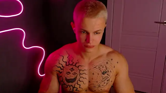 James  Noah online show from October 2025 08:42:01 PM