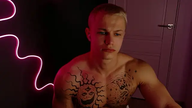 James  Noah online show from October 2025 09:14:02 PM