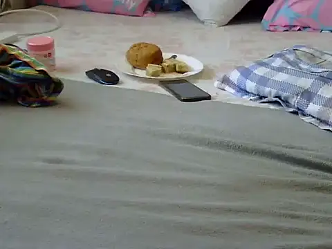 Snapshot of Playroom_queen chatting on October 2025 08:33:01 AM Playroom queen online show from October 2025 08:33:01 AM