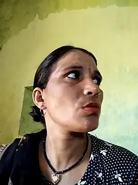 Monika cut online show from September 2025 07:54:02 AM