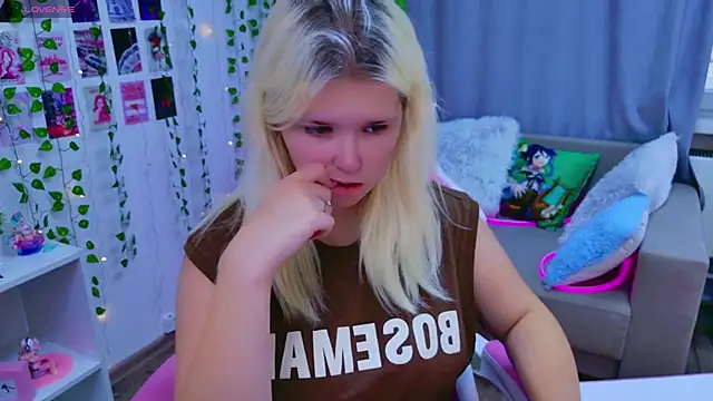 EmillyRogers online show from September 2025 05:31:01 AM