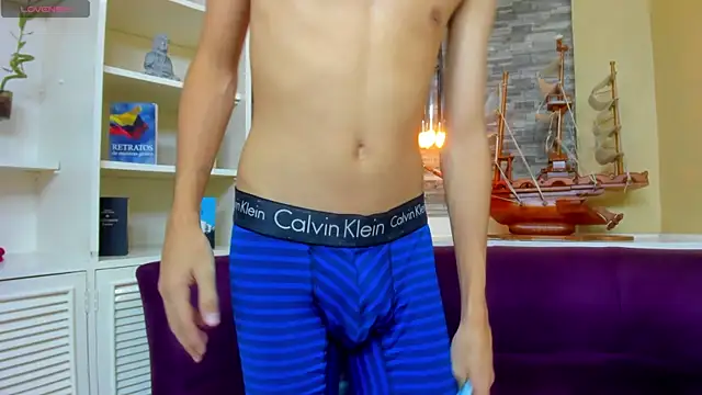 Snapshot of PoisonGuys chatting on October 2025 11:16:01 PM PoisonGuys online show from October 2025 11:16:01 PM