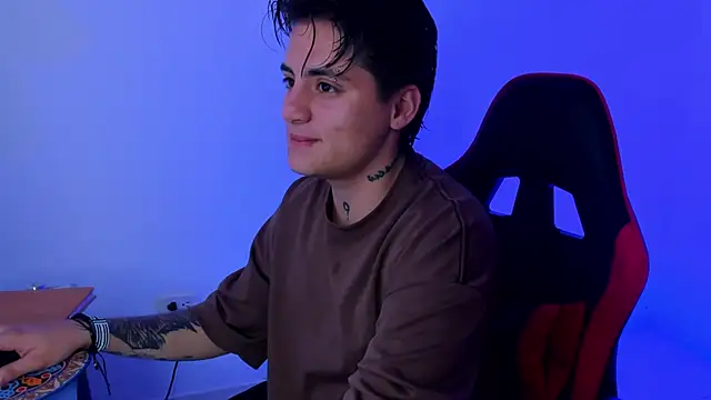 PeytonBox online show from October 2025 12:28:02 PM