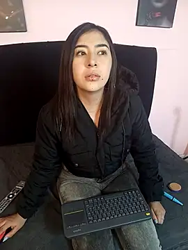 CloeXOX online show from September 2025 11:55:02 AM