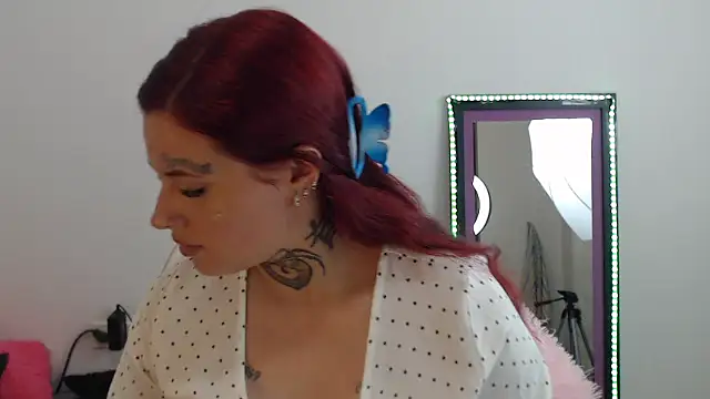 Maddy Vicius19 online show from September 2025 08:01:01 PM