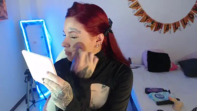 Maddy Vicius19 online show from October 2025 10:14:02 PM