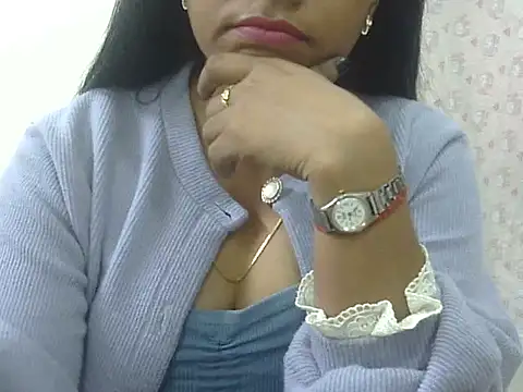 Snapshot of MISS_SOMIYA chatting on November 2025 05:01:02 PM MISS SOMIYA online show from November 2025 05:01:02 PM