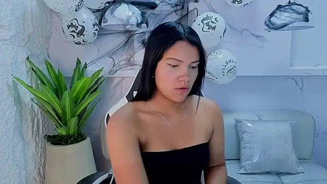 antonela tp online show from October 2025 12:46:01 PM