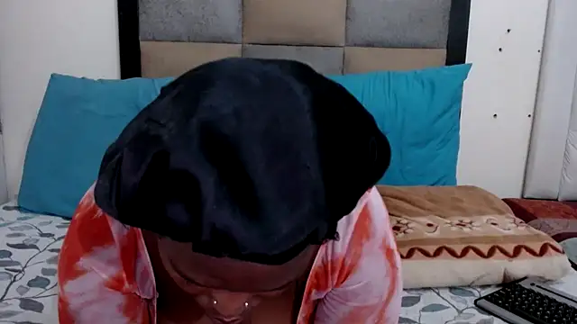 Snapshot of Asstiser chatting on October 2025 04:39:01 PM Asstiser online show from October 2025 04:39:01 PM