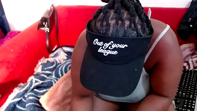 Snapshot of Asstiser chatting on October 2025 08:31:01 PM Asstiser online show from October 2025 08:31:01 PM