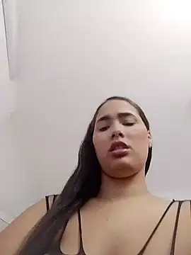 andrea10- online show from October 2025 02:36:01 PM